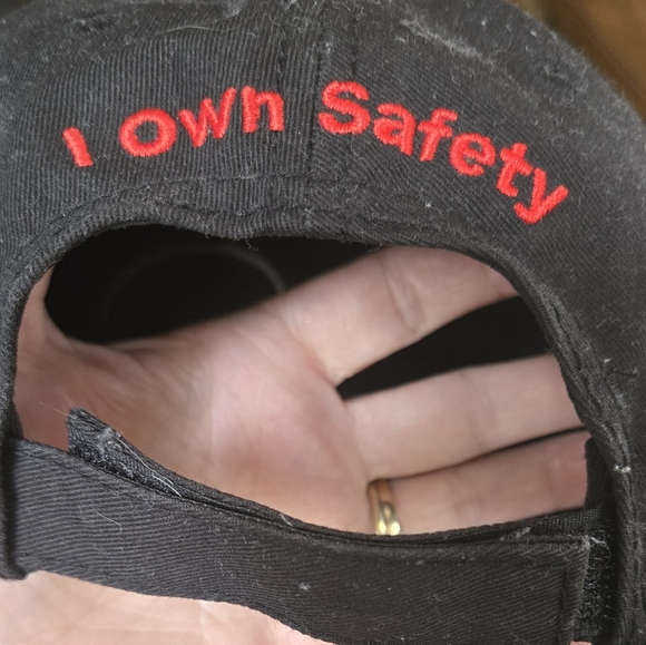 Long Beach Torrance Oil Industry Collectible Black Cap with Cityscape NEW - Picture 2 of 3